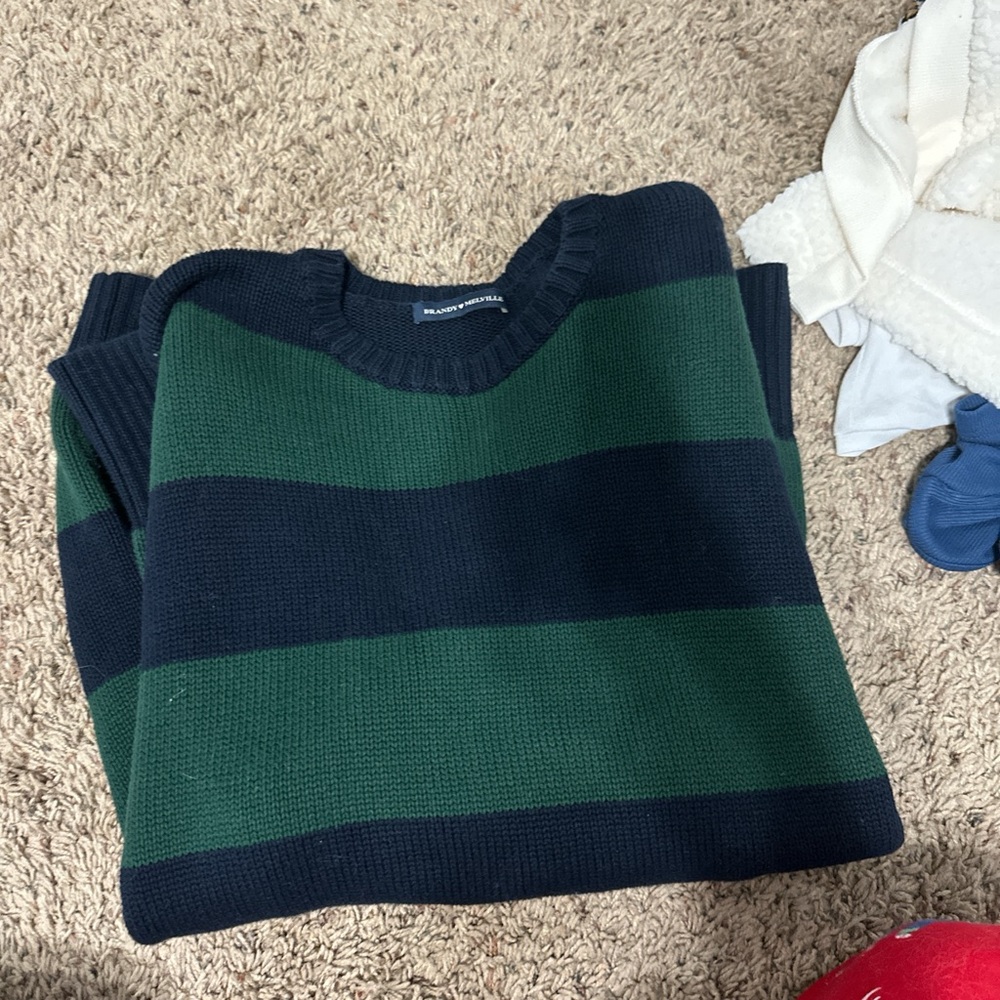 brandy melville sweater.